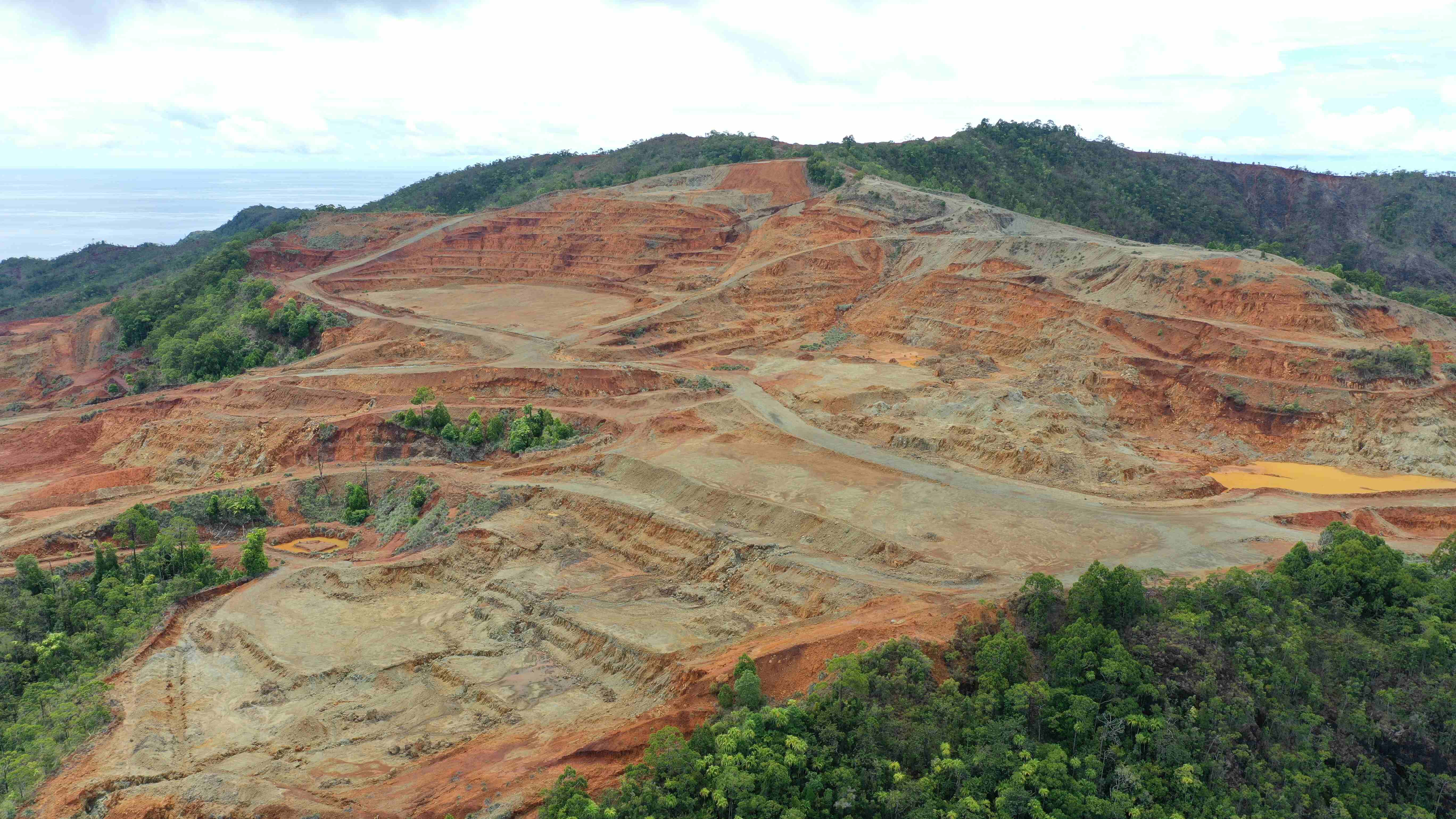 Tambang Nikel di Raja Ampat Terbukti Merusak Lingkungan dan Terumbu Karang